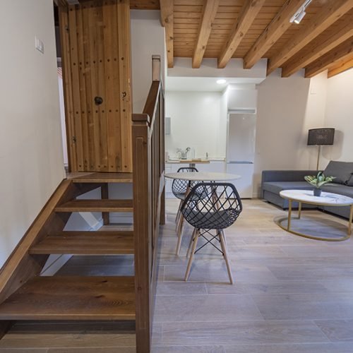 Vizcainos San Lorenzo apartamento 3 entrada-02