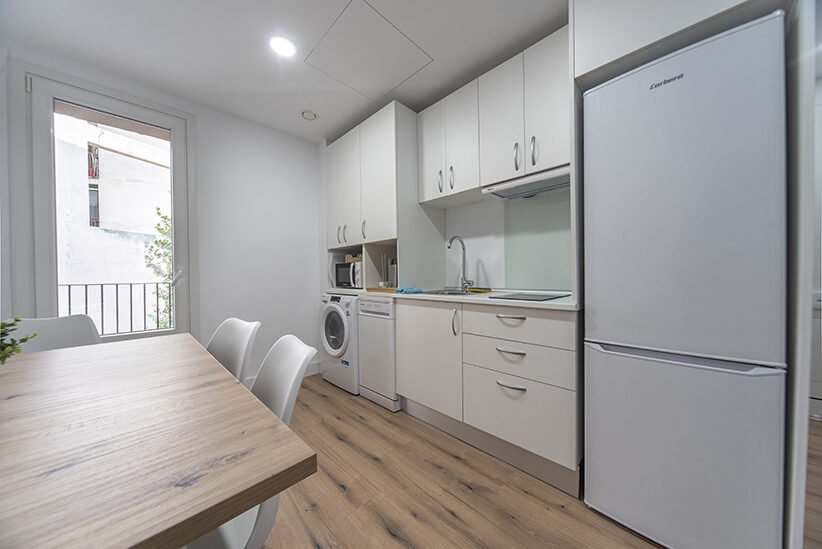 Coliving piso 1º derecha salón-cocina-05