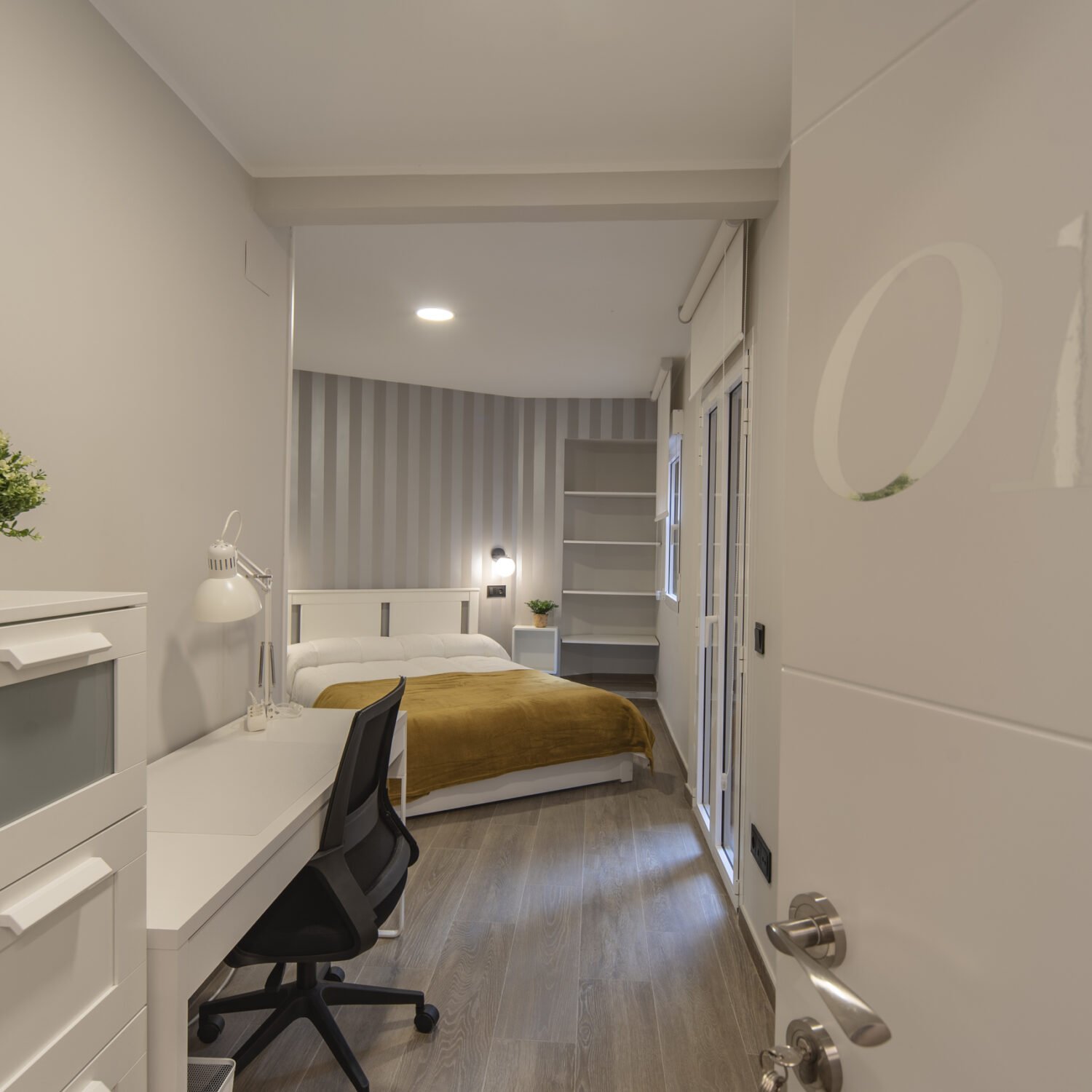 avenida del acueducto 25 habitacion 01-01