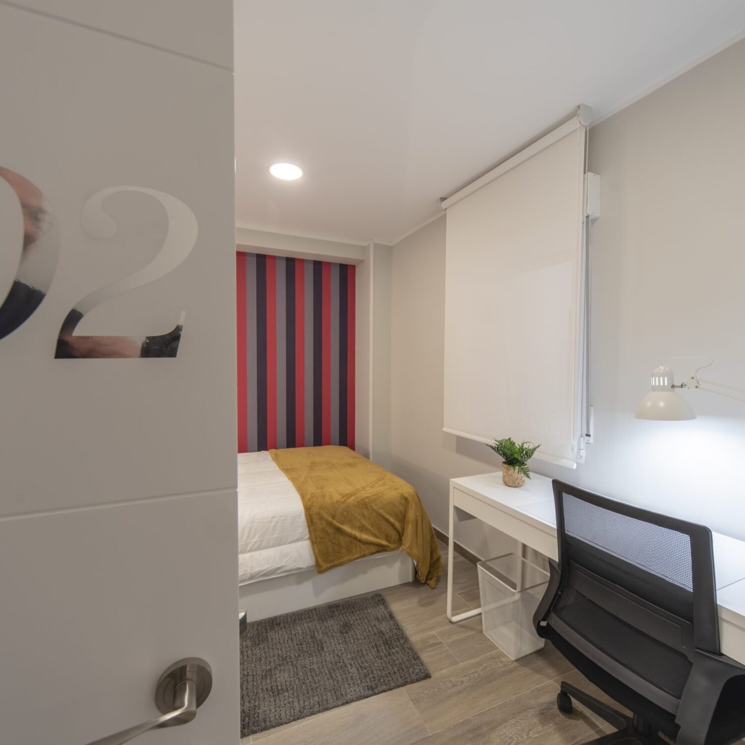 avenida del acueducto 25 habitacion 02-01