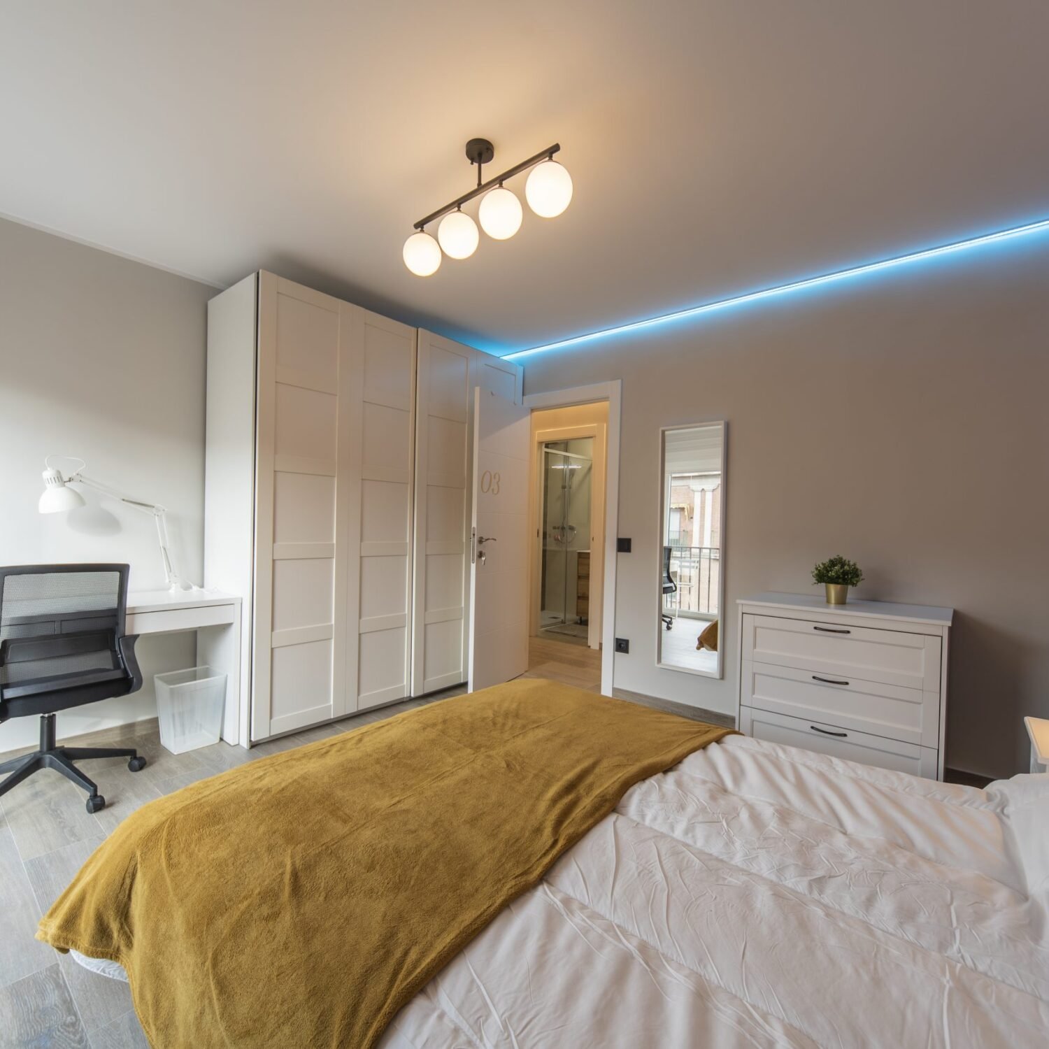 avenida del acueducto 25 habitacion 03-07